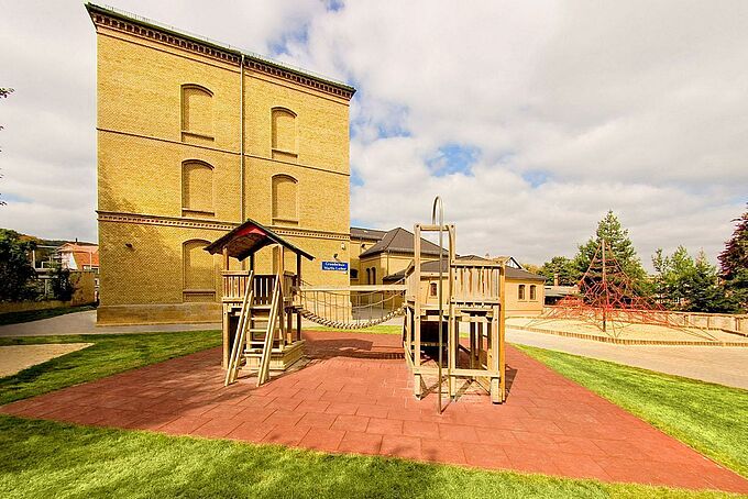 REGUPOL safety tiles REGUPOL safety tiles